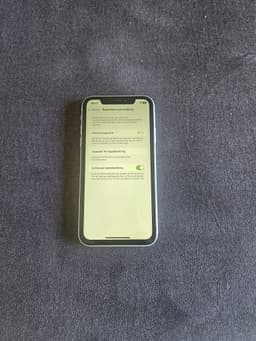 iPhone XR 128gd olåst