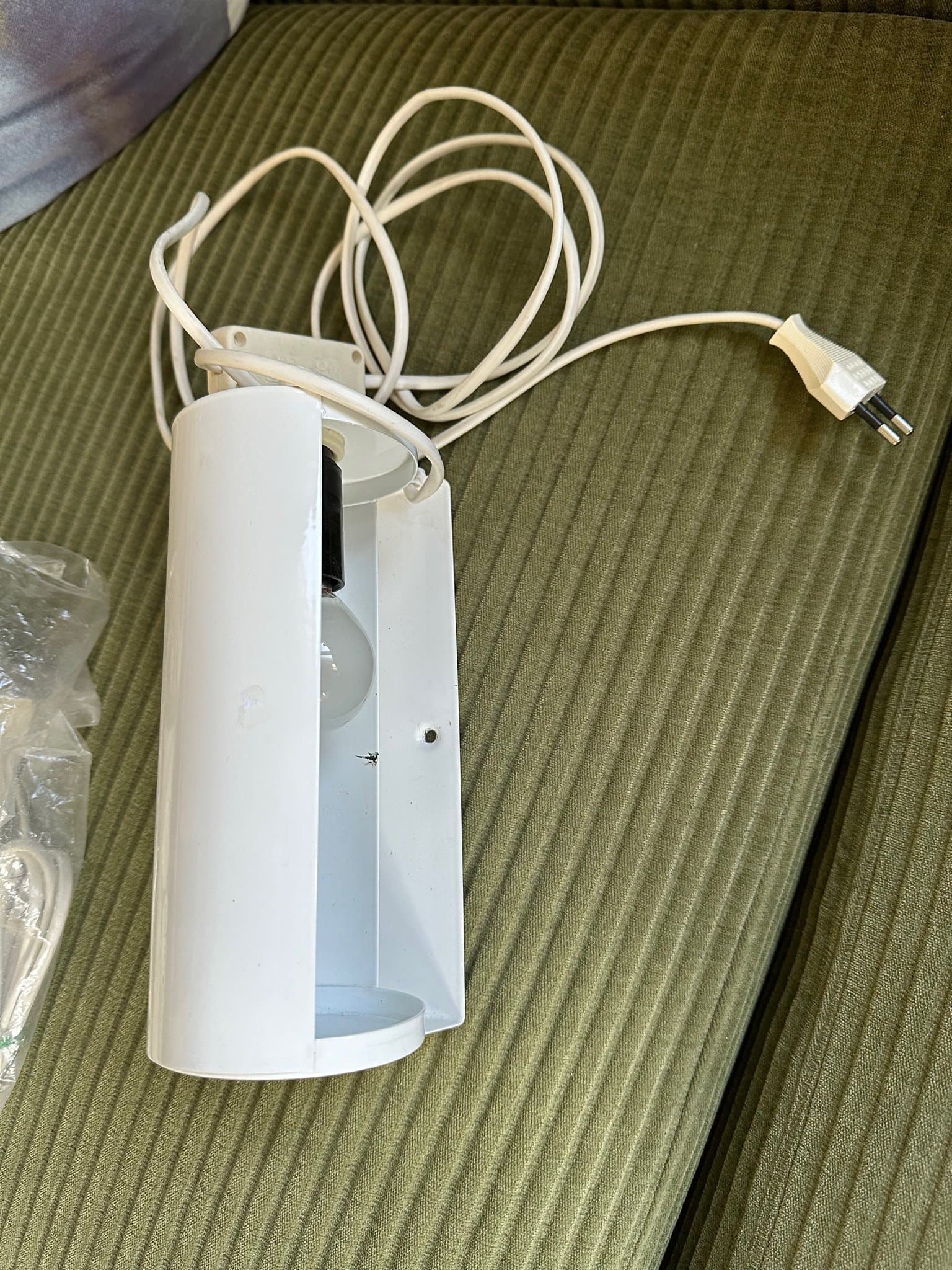 Vägglampa IKEA LOD vit retro vintage lampa sänglampa MCM 90-tal