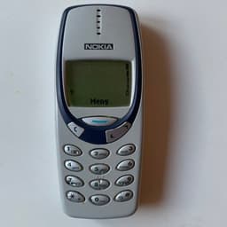 Nokia 3310 ljusgrå