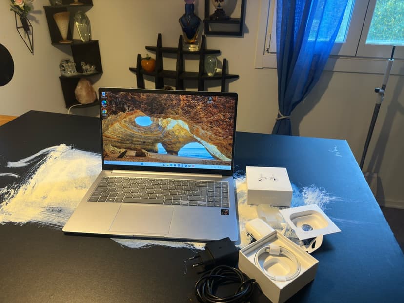 Samsung Galaxy Book4 Edge NP750XQA-KB1SE 15" Snapdragon X