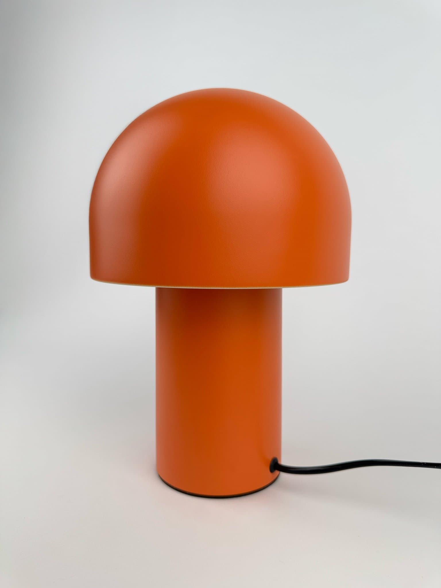 Orange svamplampa i metall - retro bordslampa 70-tals design