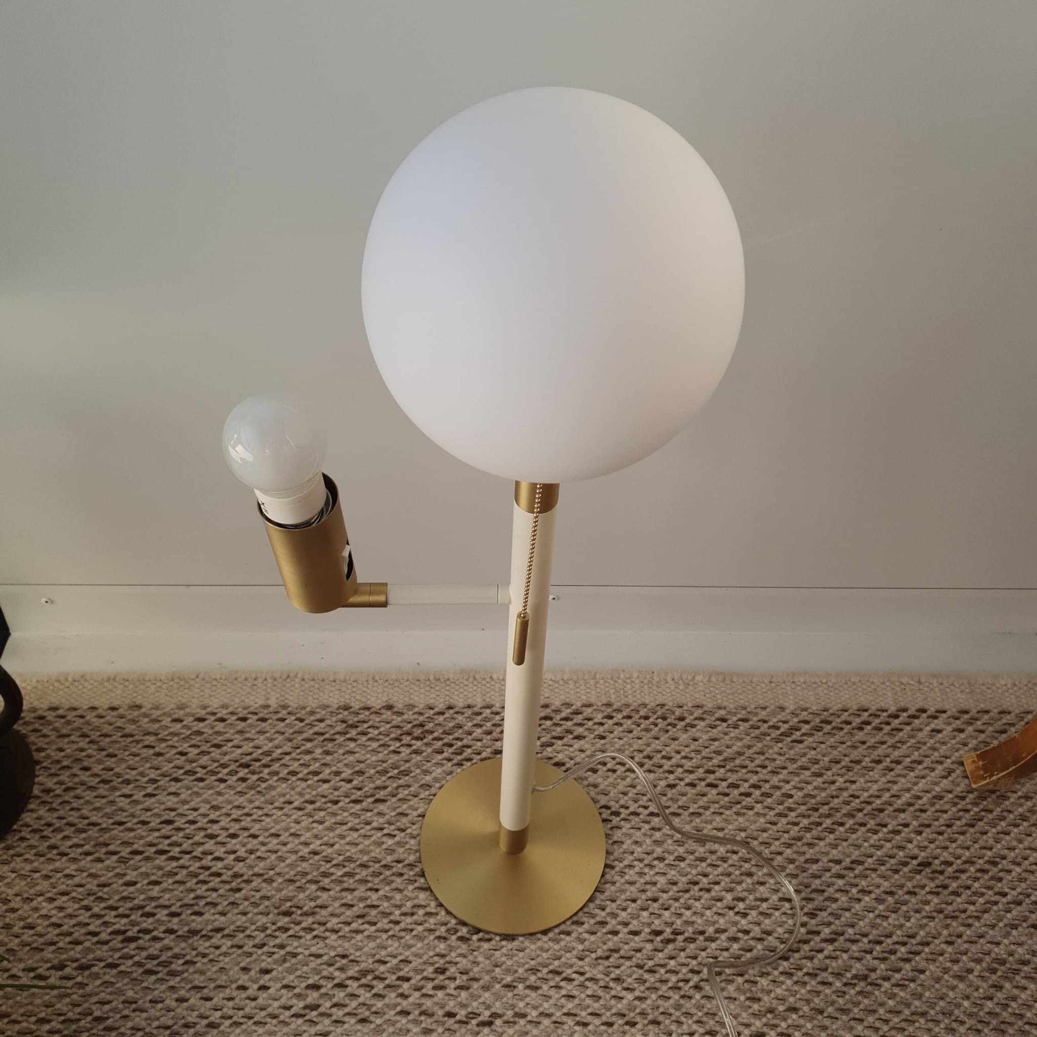 Globen Lighting Golvlampa