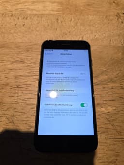 iPhone 7 olåst 89% battery