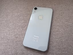 iPhone Xr | 64gb |