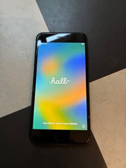 iPhone 8 Plus