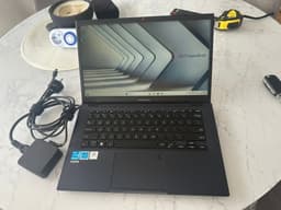 ASUS ExpertBook B1402CB