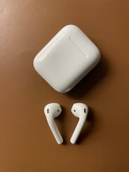 Apple AirPods 2