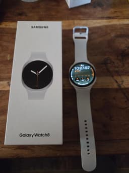 Samsung Galaxy Watch8, 44mm LTE - Silver