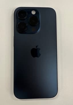 iPhone 15 PRO 128GB — 100% batterihälsa — Olåst