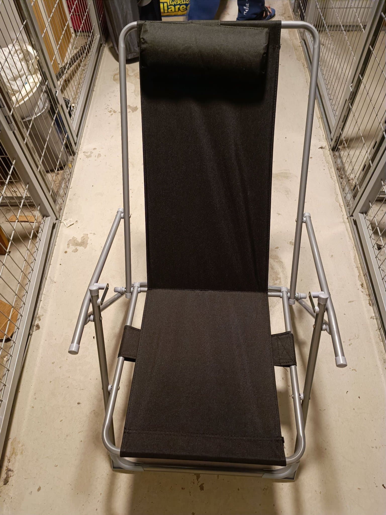 Relaxstol med nackstöd