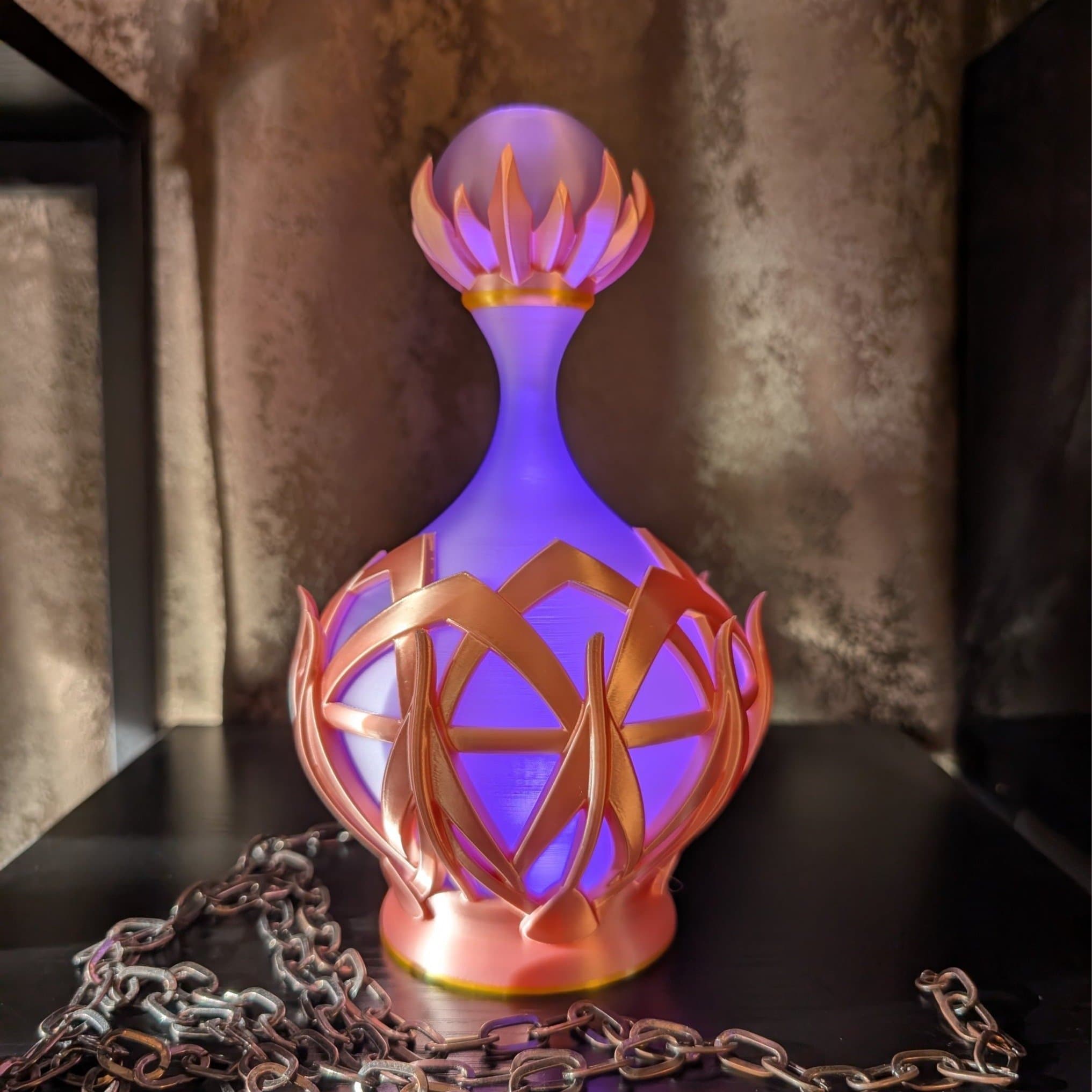 Dekorativ nattlampa / mysbelysning, Potion Bottle (egen design, Pink Lotus)