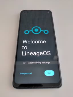 Motorola G100 ”Iridescent Sky” (Android 15)