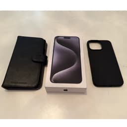 IPHONE 15 PRO MAX BLÅ TITAN Komplett i absolut Ny skick inkl 2 case IPHONE APPLE