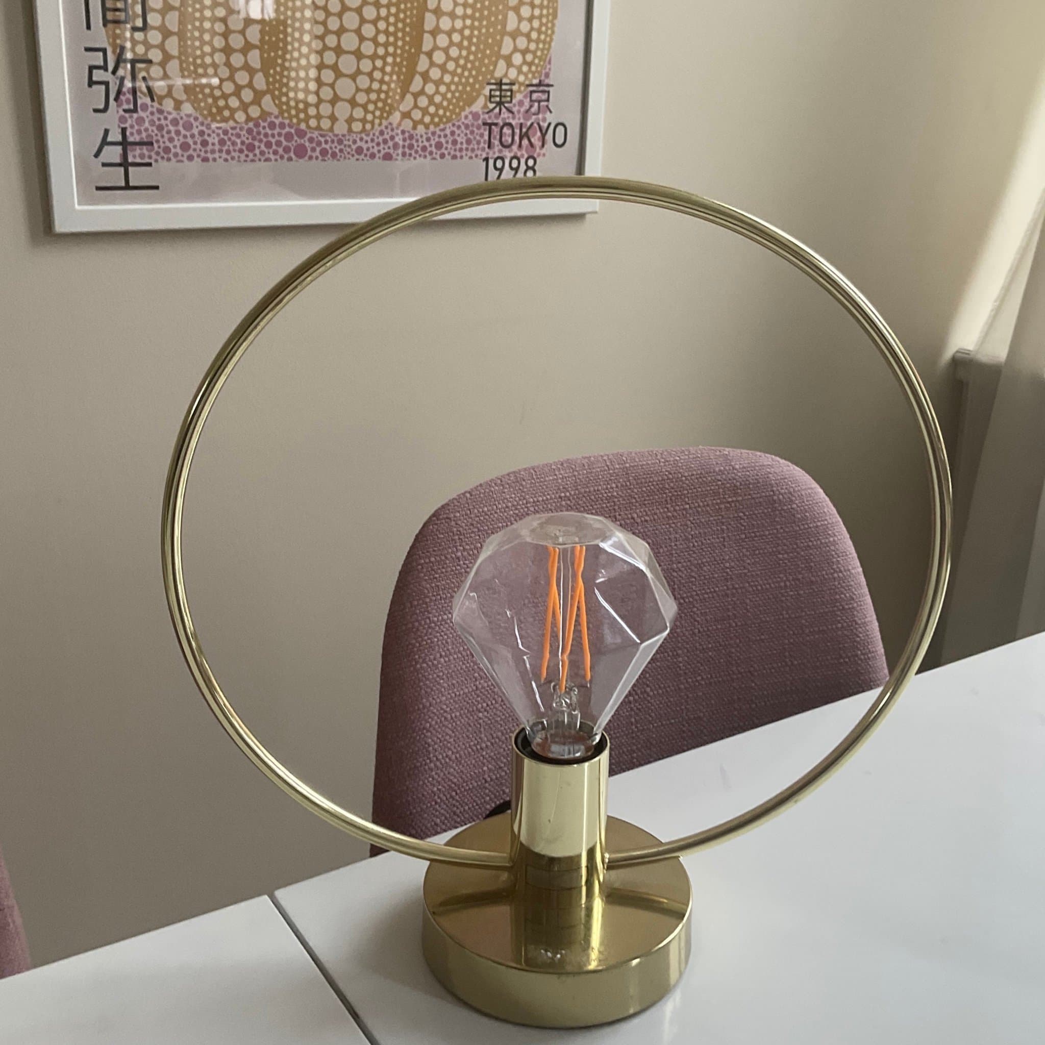 Lampa gloria, modern design, mässing