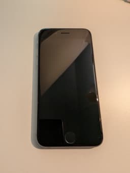 iPhone 6s 32 GB - tillbehören är oanvända