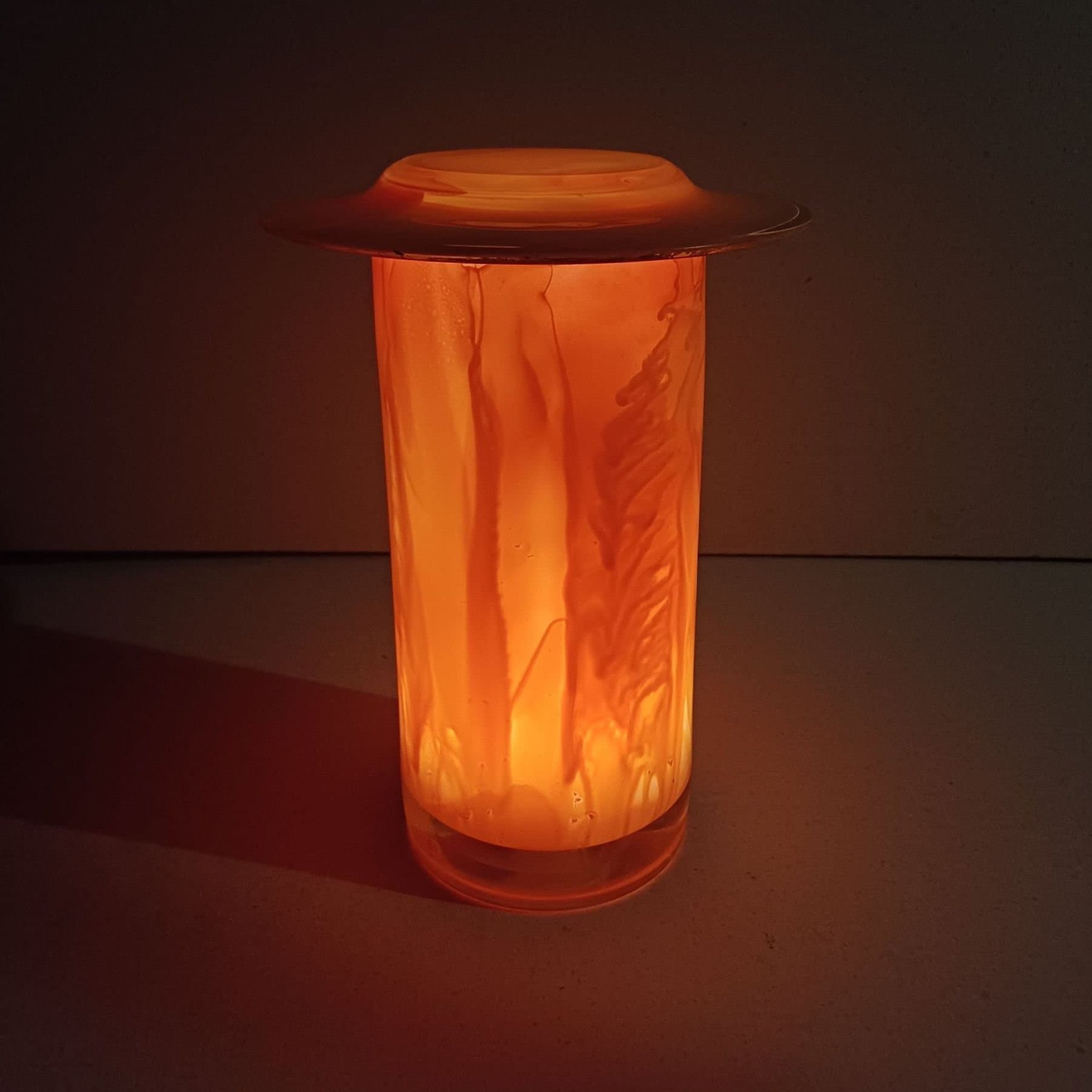 Unik lampa, dekorativ glas design konst, återbruk hållbart sunset handgj
