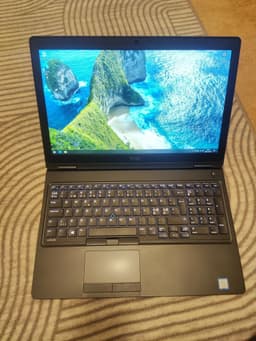 Dell Latitude 5580 15.6" i5-7200U / 16GB RAM / Nytt Batteri
