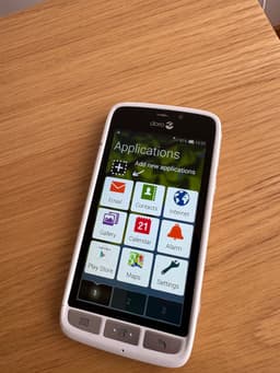 Doro Liberto 820 – Enkel smartphone för seniorer