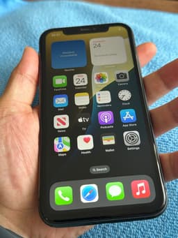 iPhone 11, 64GB, 100% Batterihälsa