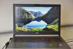 Fujitsu arbetsstation - Celsius H760 - I7, 15.6", 512 GB, 8GB