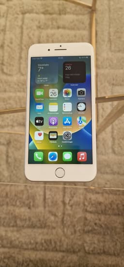 iPhone 8 Plus