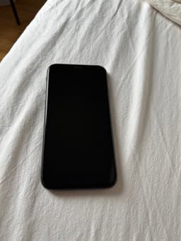 Apple iPhone XR - 64 GB