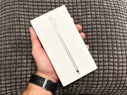 iPhone Air 512gb Cloude White OLÅST