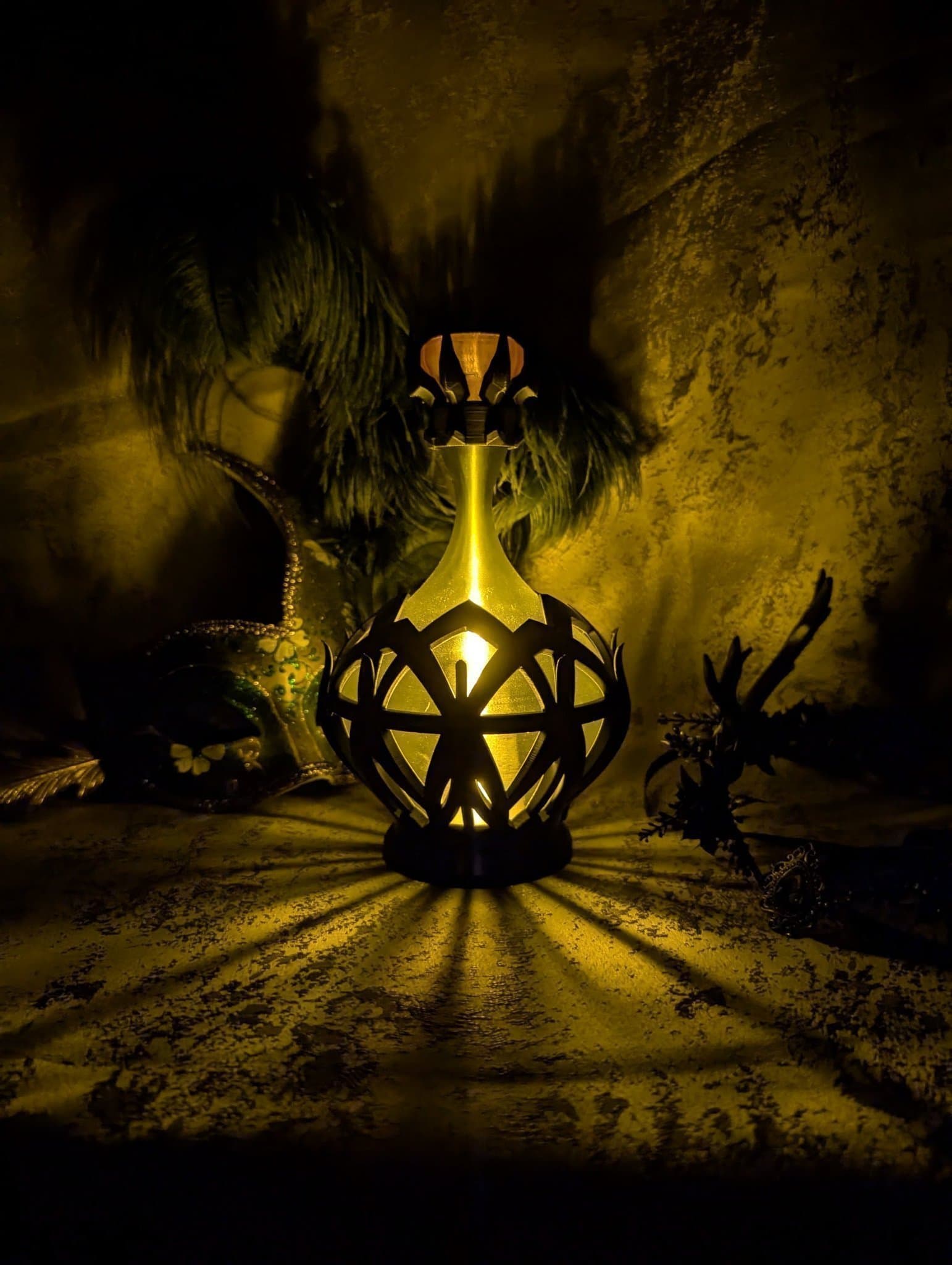 Dekorativ nattlampa / mysbelysning, Potion Bottle (egen design, Black Lotus)