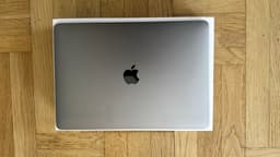 MacBook Air M1 – 8 GB RAM, 256 GB SSD – Bra skick!
