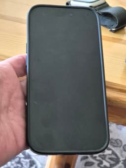 iPhone 15 och Apple Watch 8