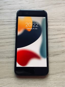 iPhone 7 32GB - Bra batterihälsa 87%