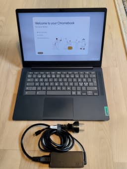 Lenovo Chromebook IdeaPad 3 med laddare fabriksåterställd