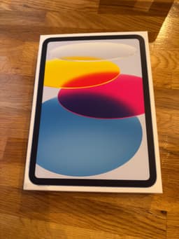 Blå iPad A16, generation 11- 2025 - obruten förpackning