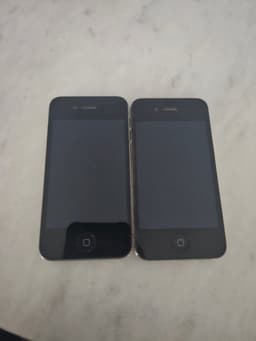 2 st. iPhone 4 Batteri Död