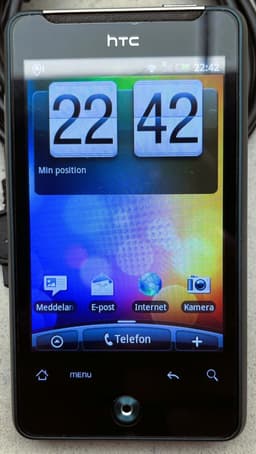 HTC Gratia A6380 med 8 GB minneskort.