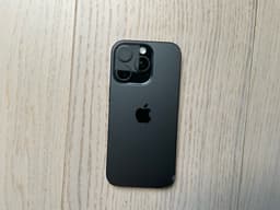 iPhone 16 Pro 128Gb Svart Titan