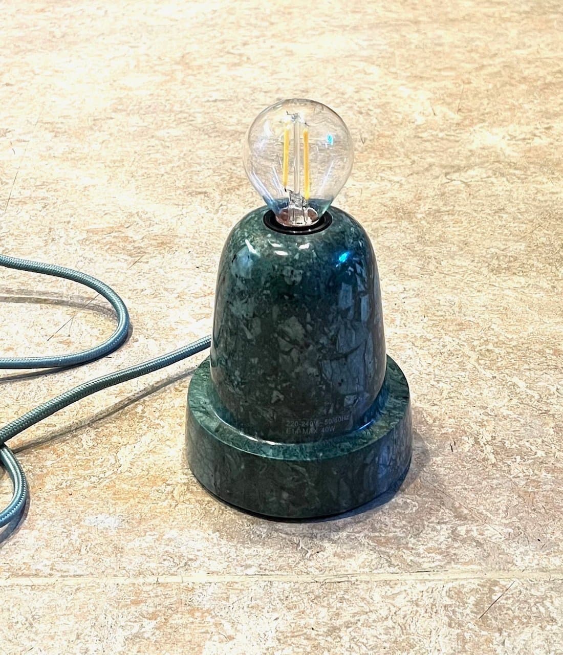 Normann Copenhagen bordslampa