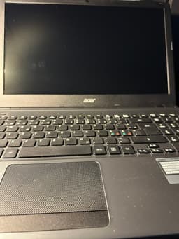 Acer E1-572, 15,6" HD, 750Gb HDD, Intel Core i5-4200U 1.6 GHz - 2.6 GHz,6Gb DDR3