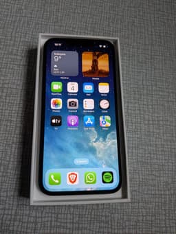 iPhone 14 128 100% Batterihälsa