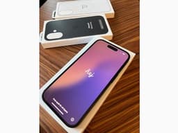 Apple iPhone 16 256GB Svart iOS 18 i NYSKICK inkl. kartong Endast 7 laddcykler!!