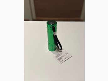 LED ficklampa. Oanvänd och helt ny.