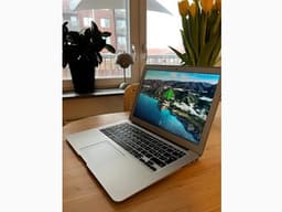 MacBook Air 13" - 2017 - 8GB RAM