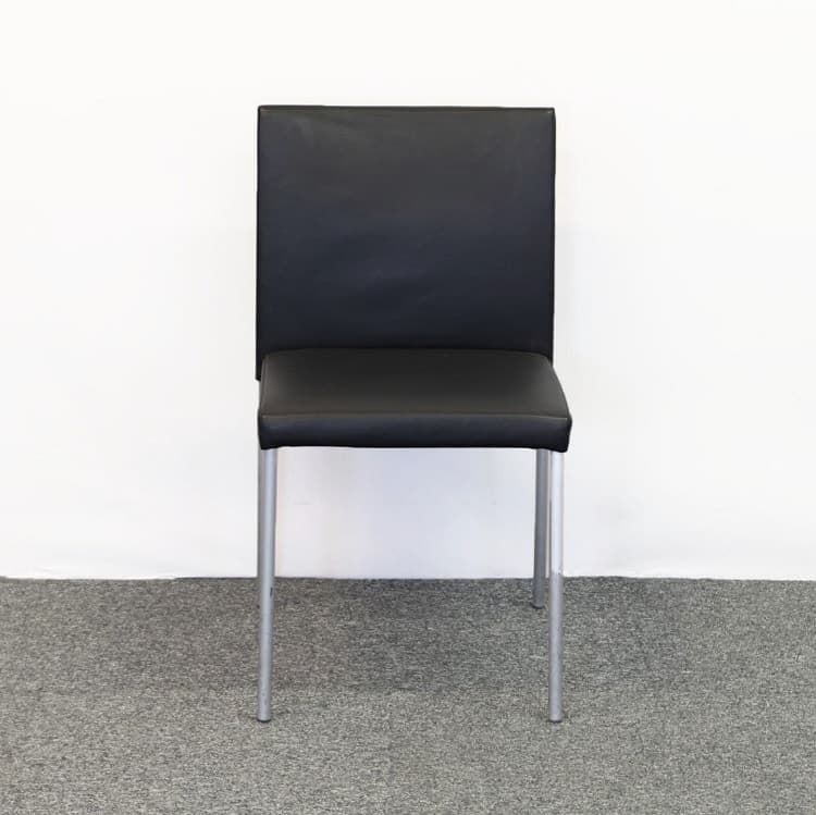 Fikastol Deen Chair