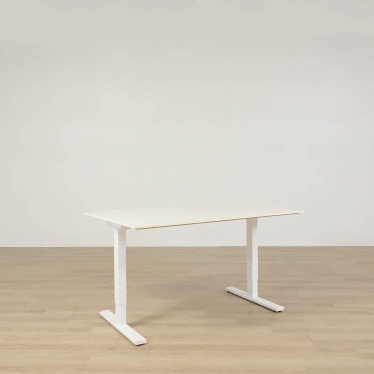 Manuellt justerbart skrivbord | BLANDADE VARUMÄRKEN - 140x100cm
