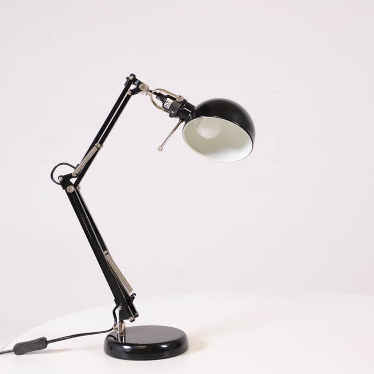 Skrivbordslampa Forsö - Vit
