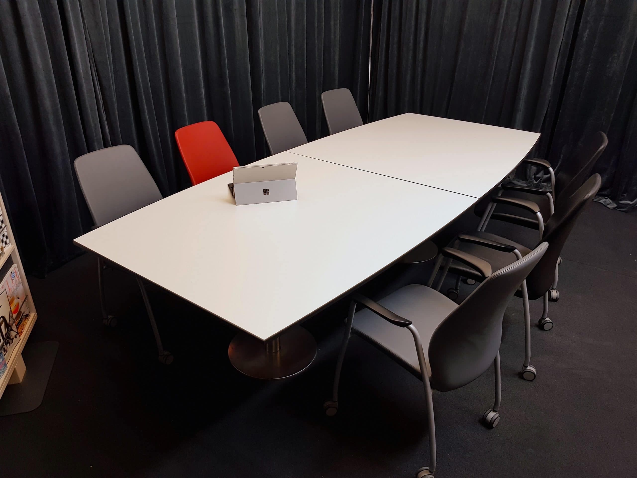 Konferensstol 5000 - Svart