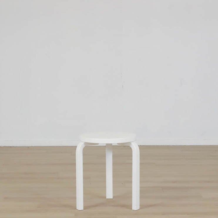 Pall Stool 60 - Vit