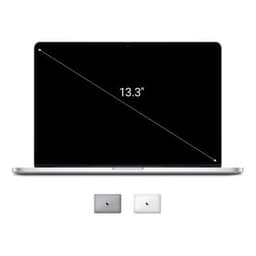 Apple MacBook Pro 2015 13,3'' mit Retina Display Intel Core i7 3,1 GHz 512 GB SSD 16 GB silber