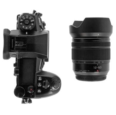 Panasonic Lumix DC-G9 mit Objektiv Lumix G Vario 12-60mm 3.5-5.6 ASPH Power OIS (DC-G9MEG-K)