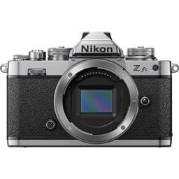 Z FC - Schwarz/Grau + Nikon Nikkor Z DX 16-50mm f/3.5-6.3 f/3.5-6.3